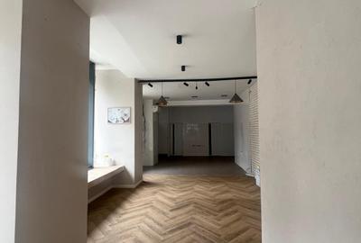 Spatiu comercial  parter, Bd Tomis, 66 mp, centrala gaz, vitrina - 17