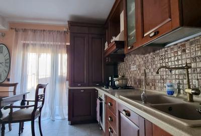 Vila la cheie cu grădină- sector 5 - 12