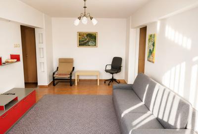 Apartament 3 camere, 2 băi și balcon ,8 min. Metrou Pta Sudului - Pet Friendly - 2