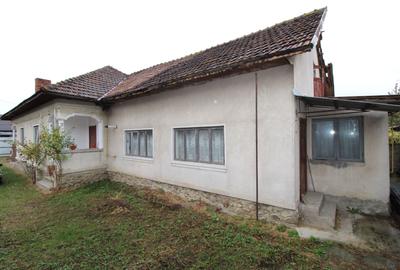 Casă și teren, Strada Bistrița - 1
