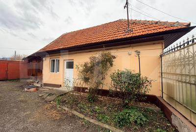Casă de vânzare – proprietate generoasă 2.285 m² teren, 230.000 euro - 3