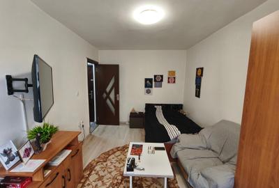 Garsoniera zona Dambovita 45500 euro - 2