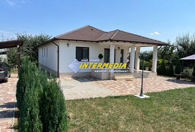 Casa noua construita pe un nivel in Cetate, ultrafinisa - 9