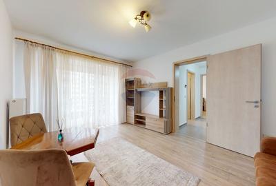 Apartament cu 2 camere decomandat în Tractorul