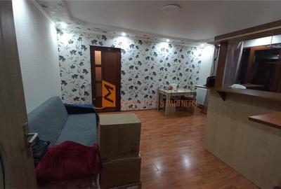 Apartament cu 2 camere semidecomandat, mobilat în Micro 3