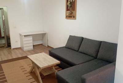 Inchiriez apartament cu 2 camere in zona centrala -langa Unicredit Bank - 4