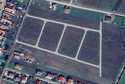 Teren Construcții intravilan de 500 mp, în Hălchiu