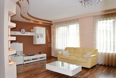 Casa 6 camere de vanzare in Sanmartin - 2