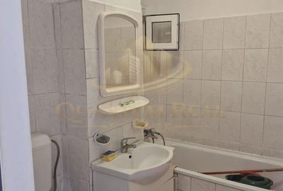 Garsoniera  decomandata-la 5 min metrou Dristor/ pe Mihai Bravu - 5