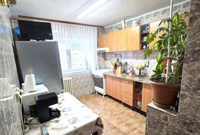 3 camere | decomandat | bloc 1980 reabilitat | 100 m Metrou Gorjului - 6