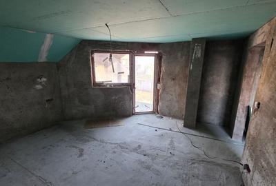 Casă P+1 cu vedere la Dunăre | 1.056 mp teren | Garaj dublu - 8