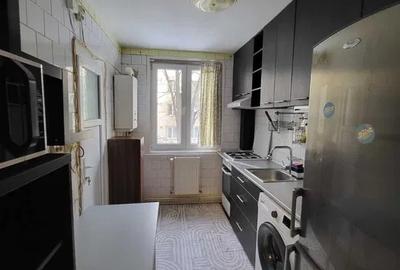 3 camere decomandat Drumul Taberei metrou Râul Doamnei Garaj+boxa - 1