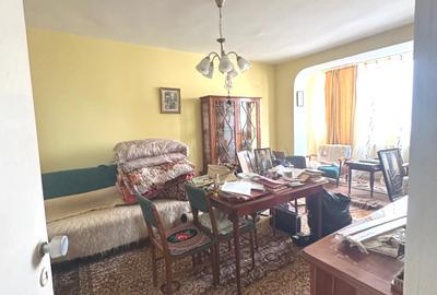 Două camere, situat în zona Vlahuță - 5