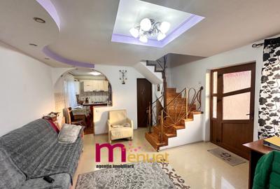 Casă cu 3 camere în Pelican