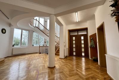 Casă 500 mp utili, teren 2000 mp, 10 parcări, cartier Andrei Mureșanu - 1