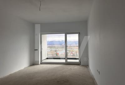 Apartament cu 3 camere decomandat în Cristian