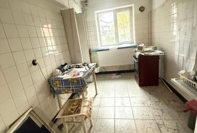 Apartament trei camere - parter - 72mp - Școala nr. 9 - 3