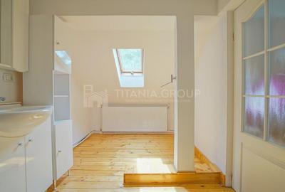 Vila in Poiana Brasov cu teren generos 1600mp, 2 corpuri, comision 0 - 11