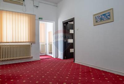 Inchiriere casa cu 4 camere +curte+ garaj, zona Vatra Luminoasa - 12