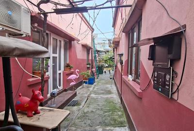 Casă versatilă în zona Port – acces dublu, ideal locuință sau activitate comerci - 1