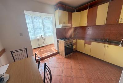 Inchiriez apartament 4 camere Soarelui 400 euro - 6