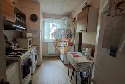 3 camere, Tomis Nord Lapusneanu Oxford, 62mp, et 2/4, centrala gaz, A/C circular - 9