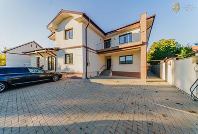 Apartament cu 4 camere decomandat în Gai