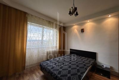 Apartament de vânzare - Zona Vasile Aaron - 5