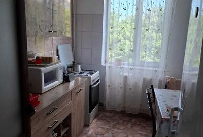Vand apartament 2 camere - 2
