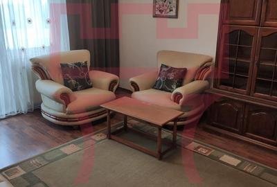 Inchiriere apartament renovat 2 camere parcare Plopilor parcul Babes - 1