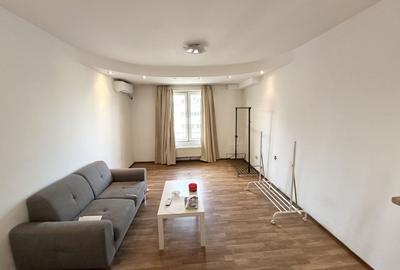 Garsoniera Piata Romana - 1