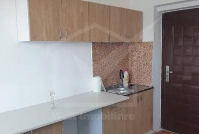 Garsonieră, mobilată în Iris