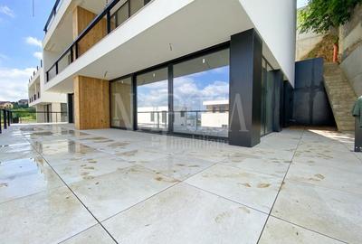 Duplex cu 5 camere în Europa