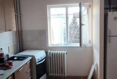 Apartament 3 camere decomandat etaj 3 zona Sagului - 1