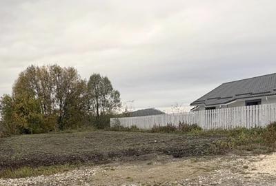 Teren intravilan cu utilități - Hărman. - 1