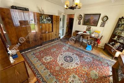 Apartament cu 2 camere nedecomandat, mobilat în Terezian