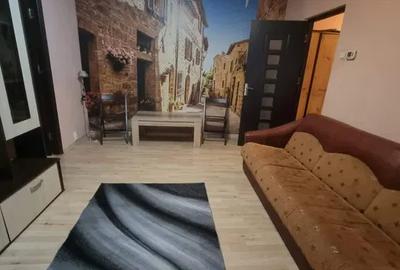 Apartament cu 2 camere semidecomandat în Podul de Piatră