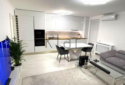 Apartament cu 3 camere semidecomandat, mobilat în Florești