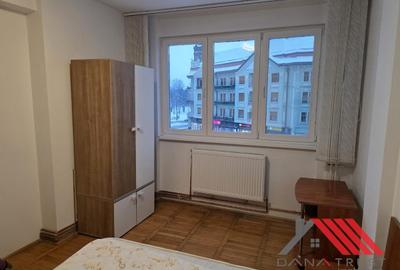 Ultracentral – Catedrala – 2 cam Decomandat – 330 euro - 5