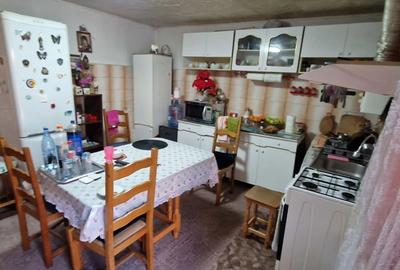 Casa Rahova -Salaj 4 Camere , Centrala proprie - 6