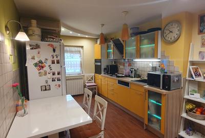 Ap 3 camere, 90 mp, 2 băi, 1 balcon, et. 3, Girocului, cu garaj, comision 0% - 6