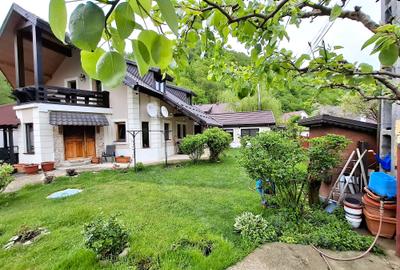 Vila de vânzare în Lepșa – Refugiul tău din inima Munților Vrancei - 1