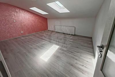 CASA // ZONA CENTRALA // 130 MP - 2