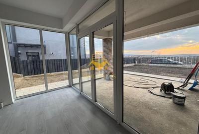 Casa moderna, prima inchiriere, 600 mp teren, curte, parcare, Dezmir - 1