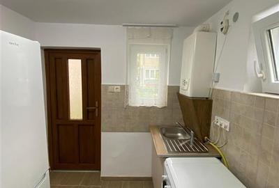 Garsoniera la casa cu curte proprie Centru - 8