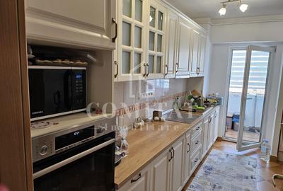 Apartament cu 2 camere decomandat, mobilat în Zorilor