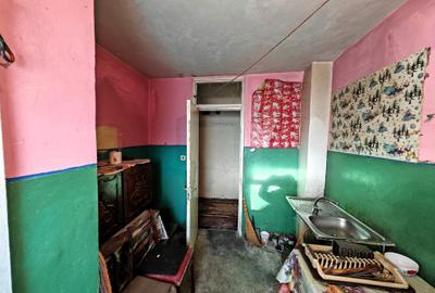 2 camere ultracentral, et. II - 7