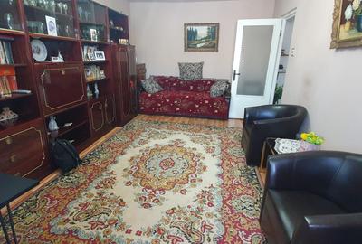 Apartament 3 camere decomandat zona Inel 1 (cod E5)