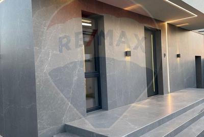 Vila moderna de inchiriat cu 5 camere, prima inchiriere - 47