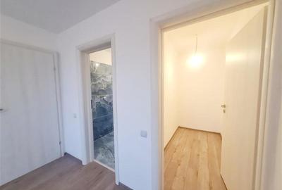 Vila P+E, 5 camere,3 bai,teren 418 mp,finisaje top, intabulata, toate utilitatil - 12